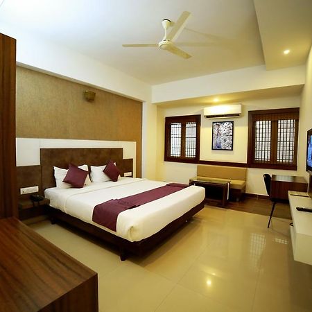 Qik Stay @ S.K. Continental Mysore Buitenkant foto