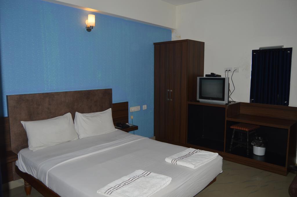 Qik Stay @ S.K. Continental Mysore Buitenkant foto