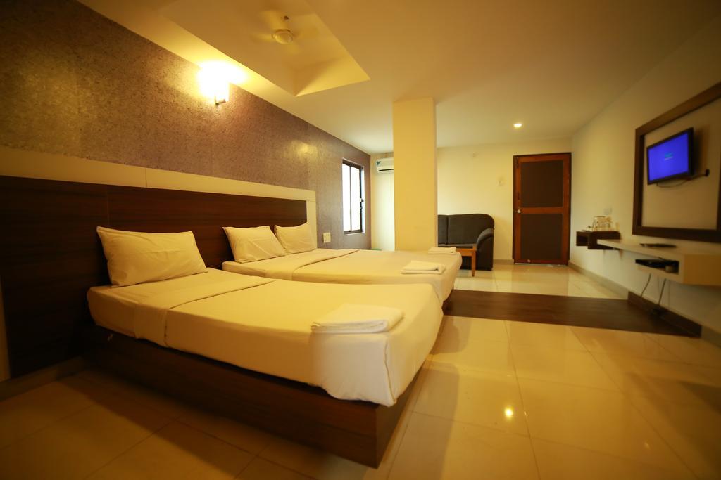Qik Stay @ S.K. Continental Mysore Buitenkant foto