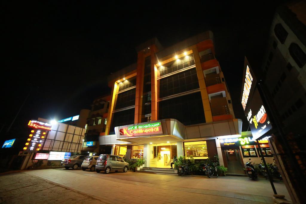 Qik Stay @ S.K. Continental Mysore Buitenkant foto