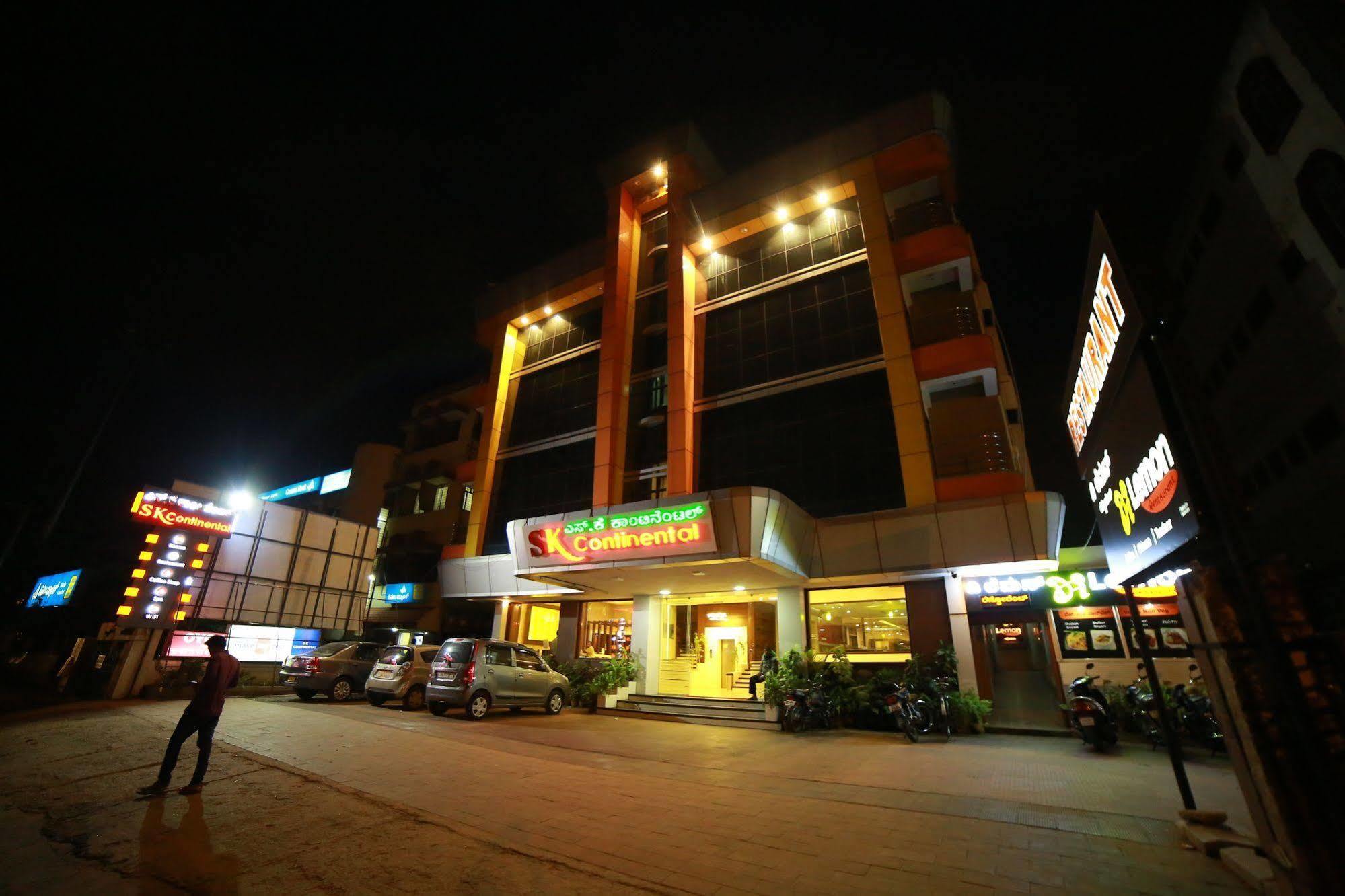 Qik Stay @ S.K. Continental Mysore Buitenkant foto