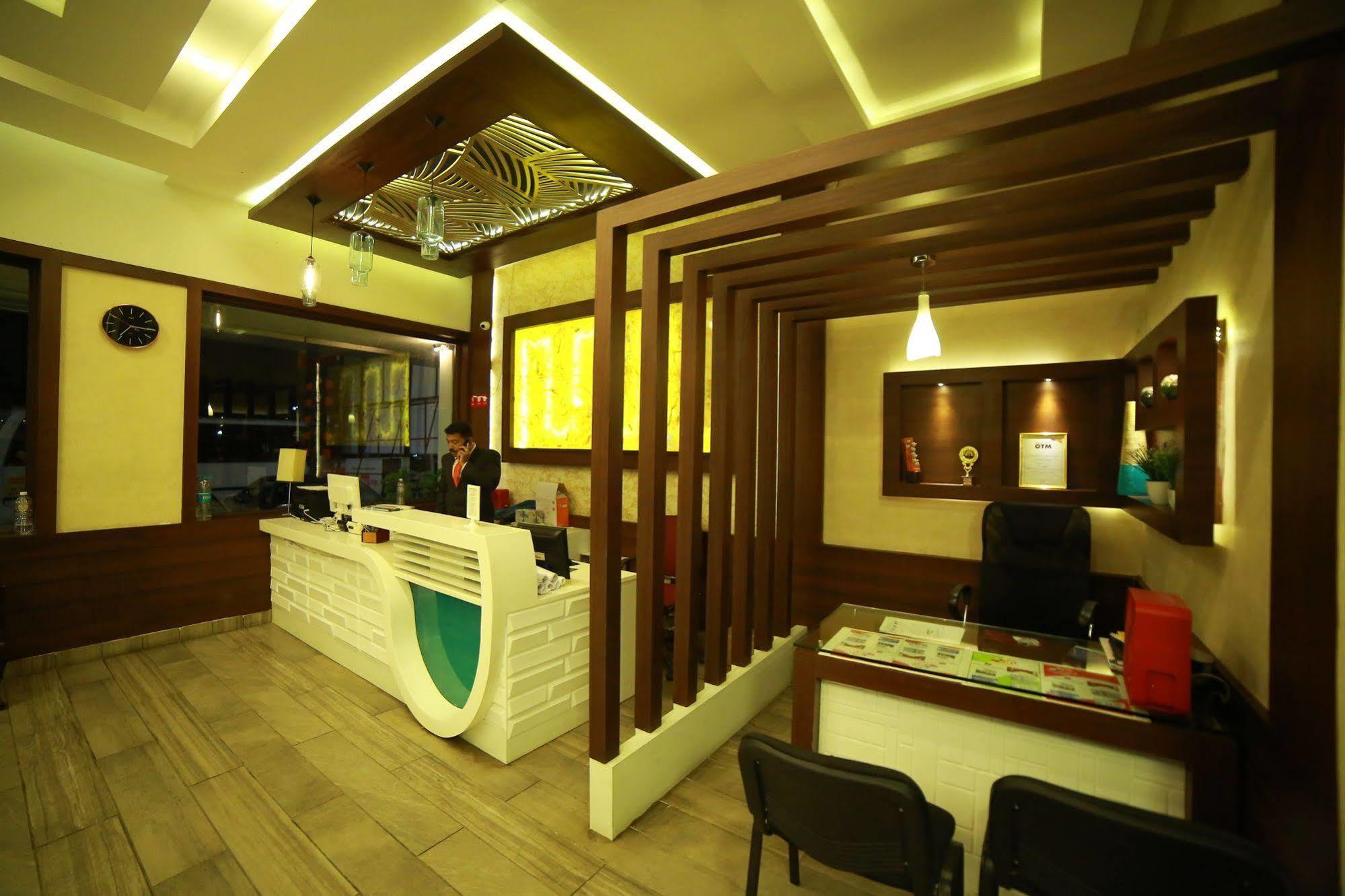 Qik Stay @ S.K. Continental Mysore Buitenkant foto