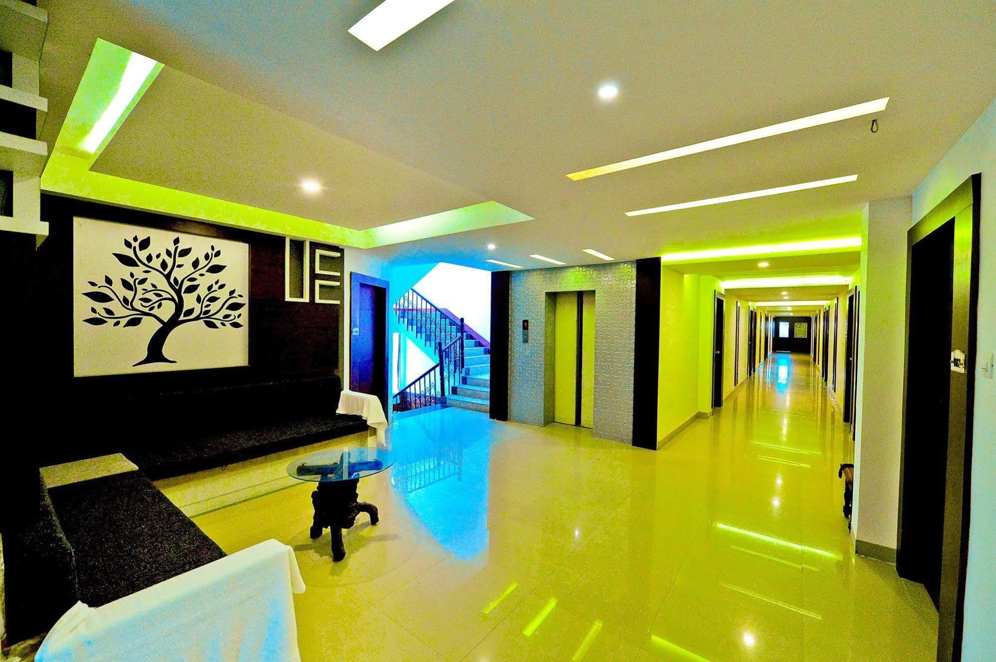 Qik Stay @ S.K. Continental Mysore Buitenkant foto